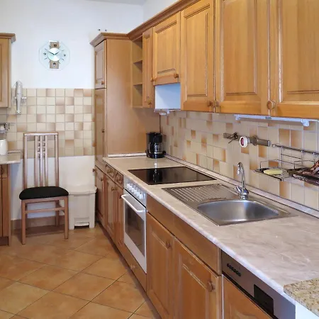 Holiday Tamas - Sza180 Holiday home Balatonoszod